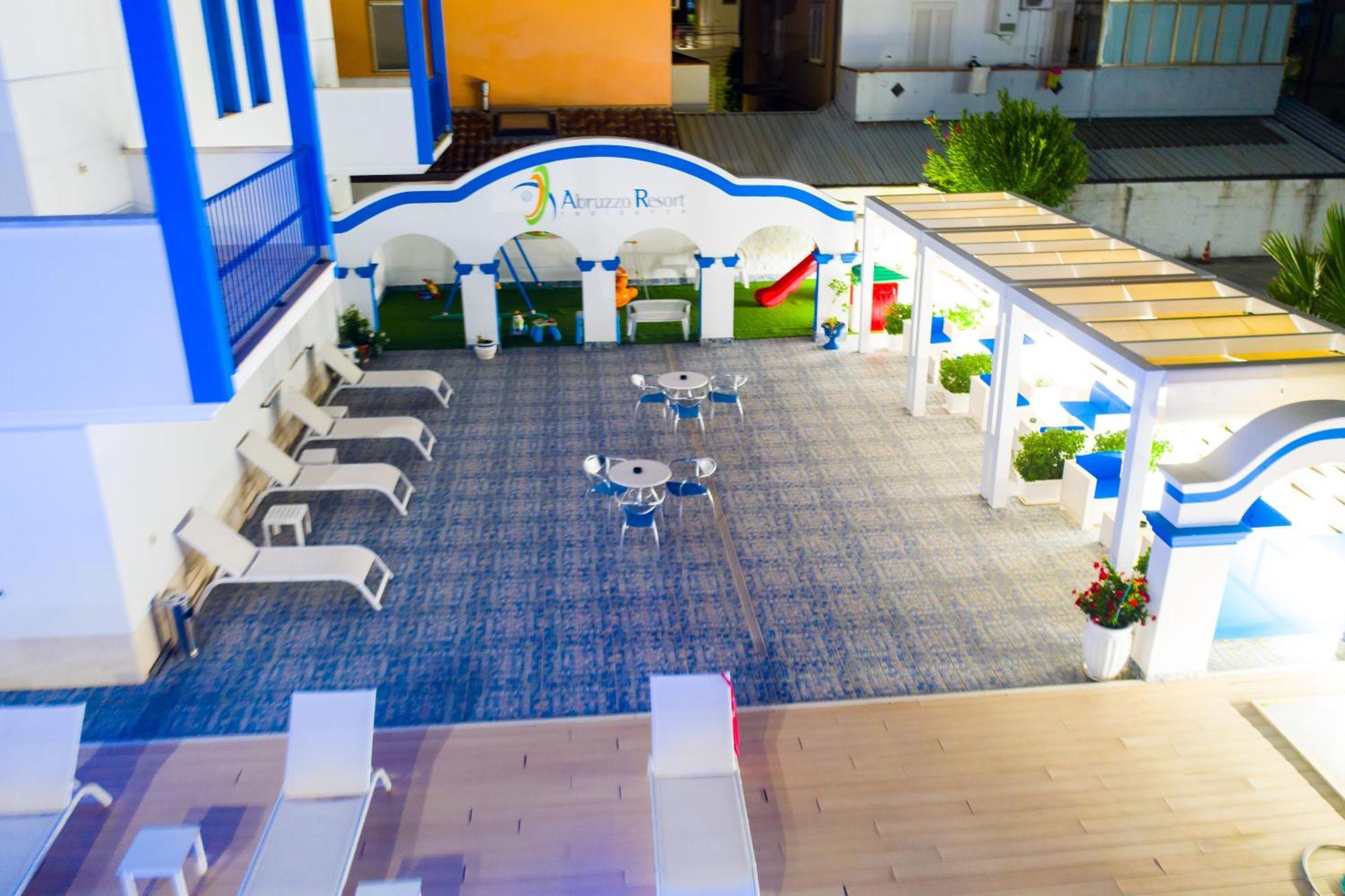 Residence Abruzzo Resort Tortoreto Exteriör bild